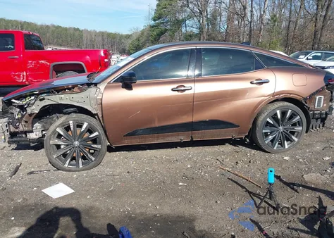 2023 Toyota Crown Platinum из США, поврежденный, VIN JTDAFAAF5P3003528